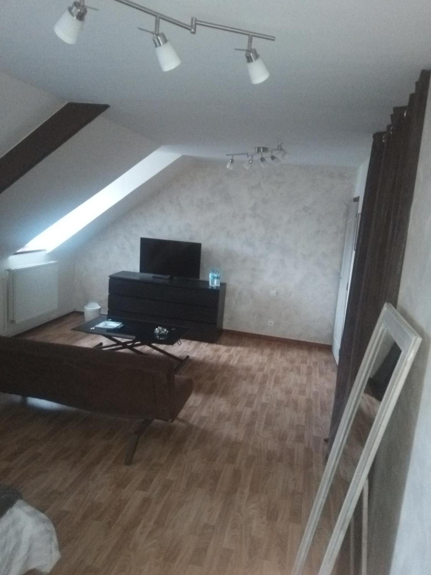 Aux Berges De Sambre Hotel Aulnoye-Aymeries Kamer foto